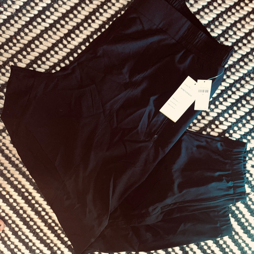 Xl. Stretch tech old navy joggers. NWT.